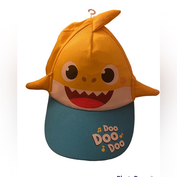 Pinkfong Accessories Pinkfong Baby Shark Hat Velcro For Adjustable